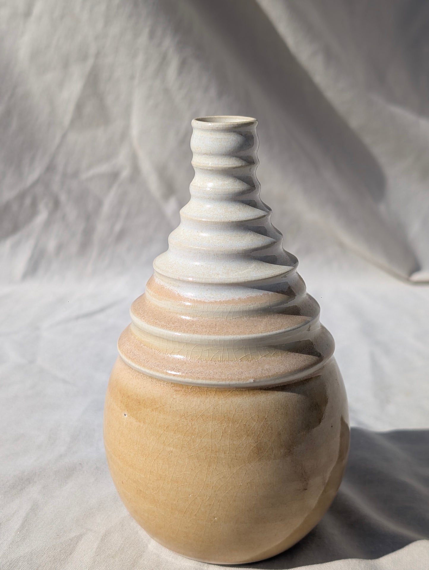 Iden pottery flower vase