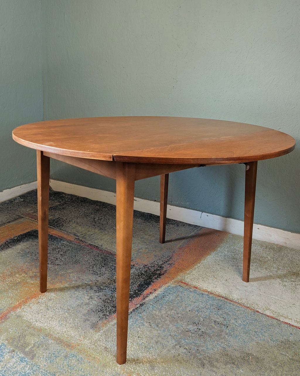 Mid Century Round hinged drop leaf table