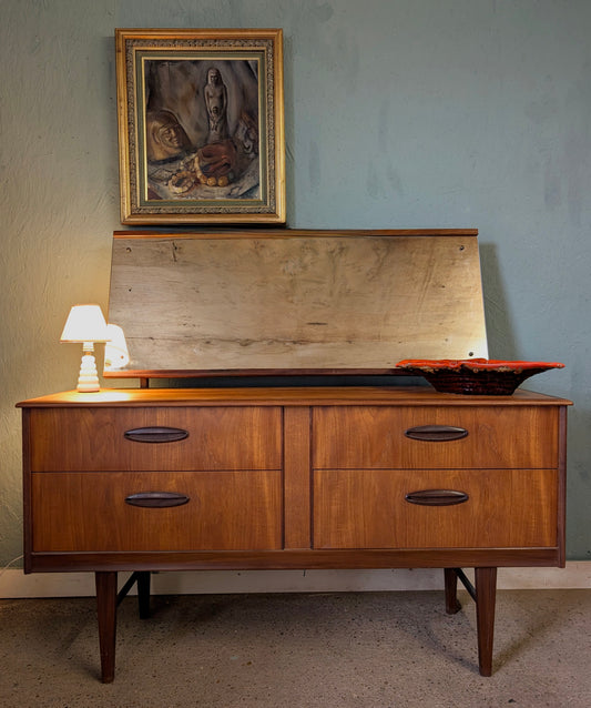 1960s Dresser / Sideboard by Homeworthy
