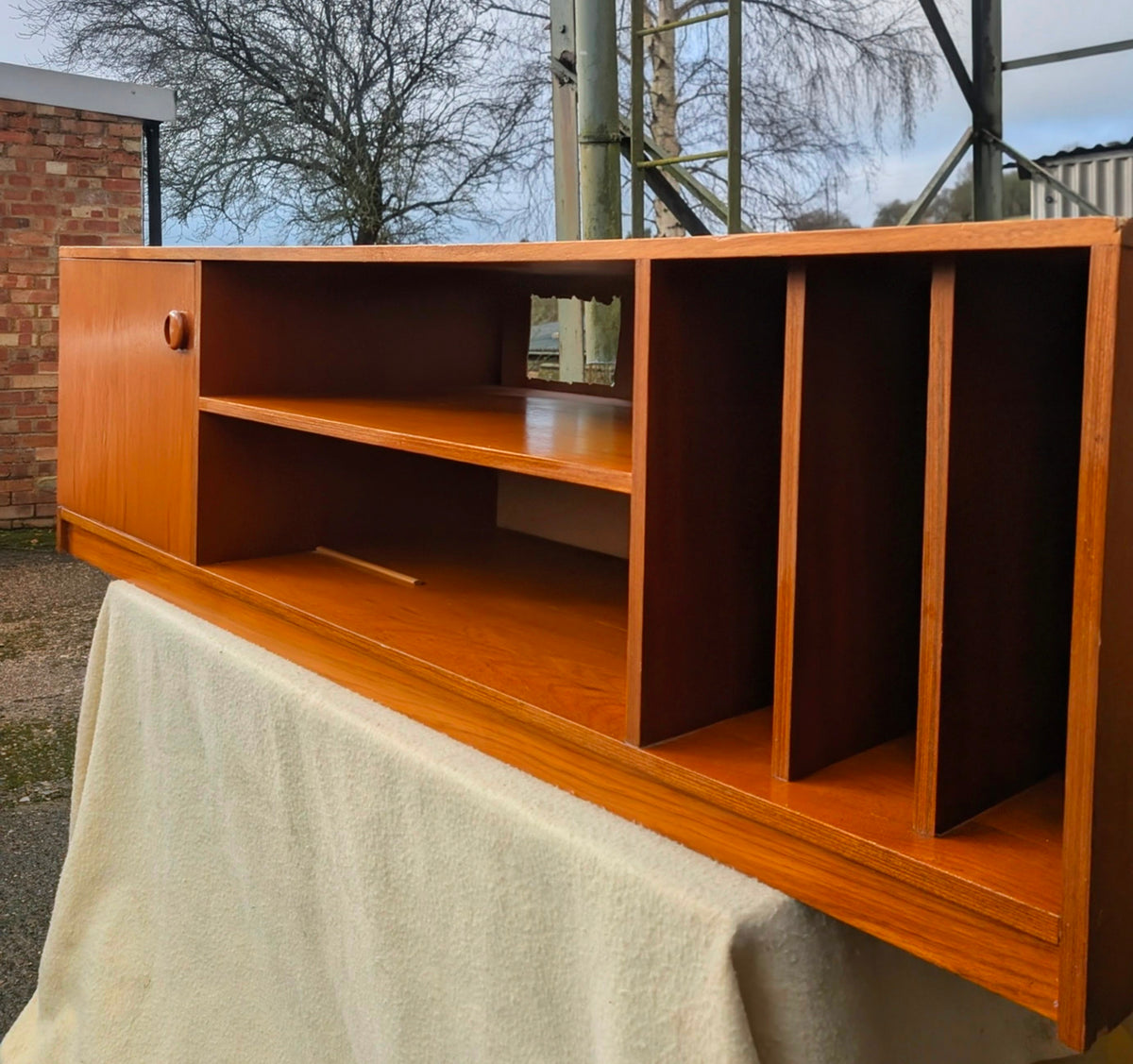 Mid century Low Sideboard/ Tv Cabinet